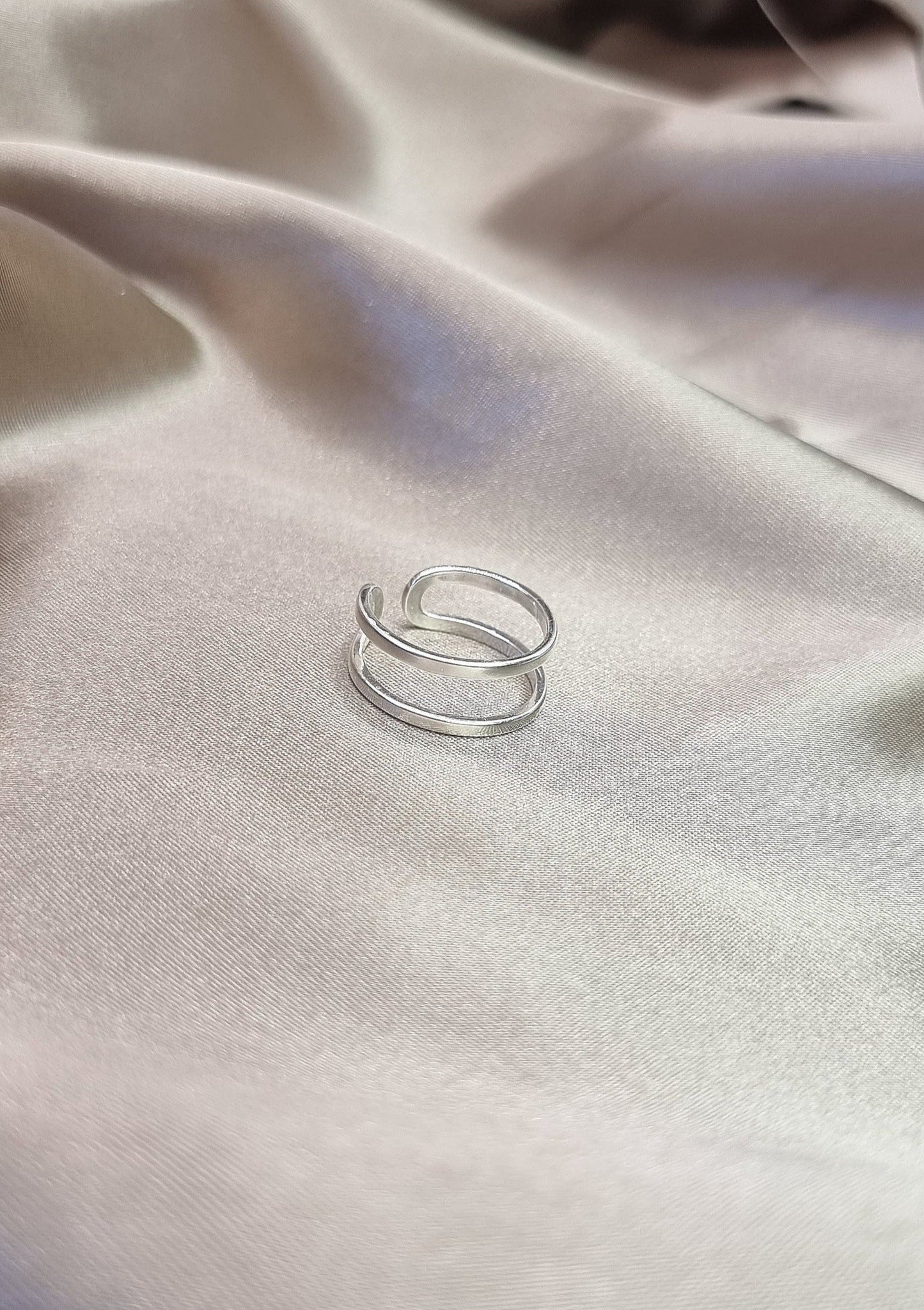 Double Line Ring