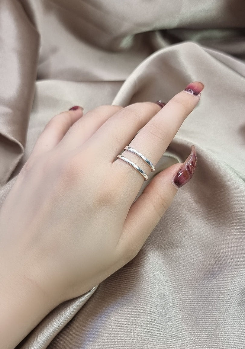 Double Line Ring